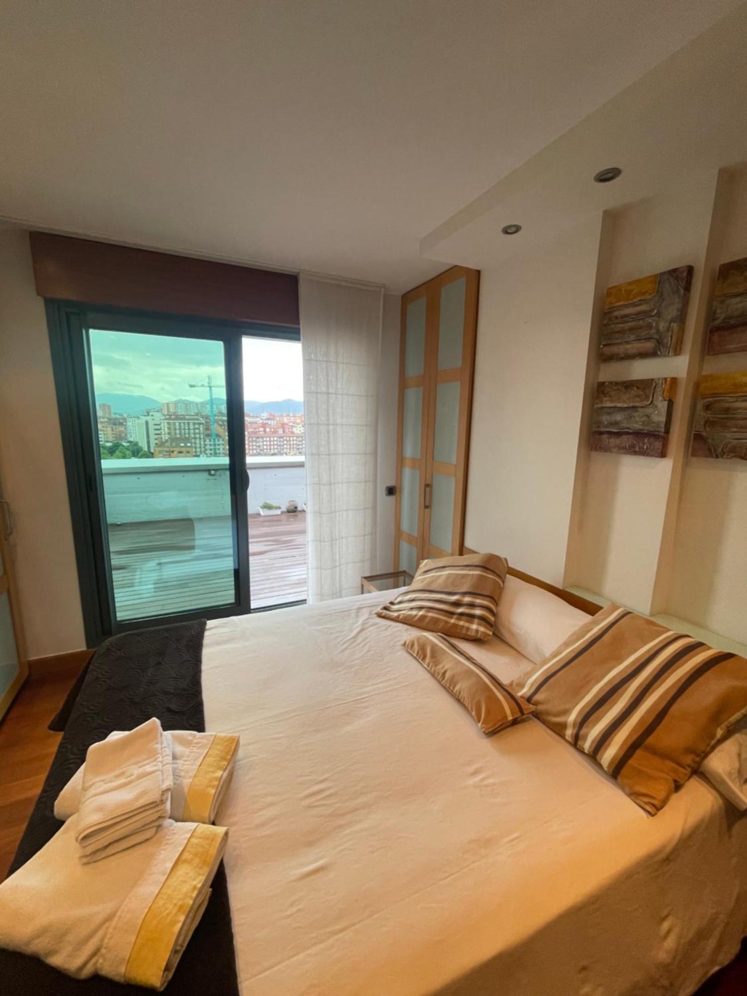 Ferienwohnung El Atico De La Playa Parking Gratis Gijón Exterior foto